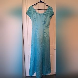Shiny/satiny Teal Prom/Formal Dress
